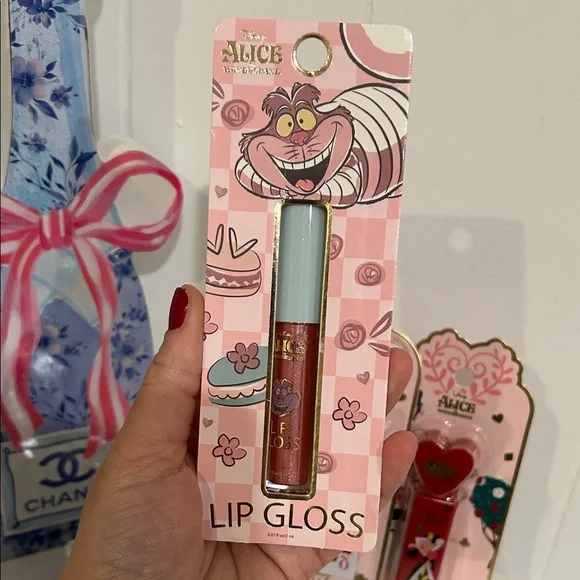 Disney Alice in Wonderland Lip Gloss - Choice of 1 - Picture 2 of 5